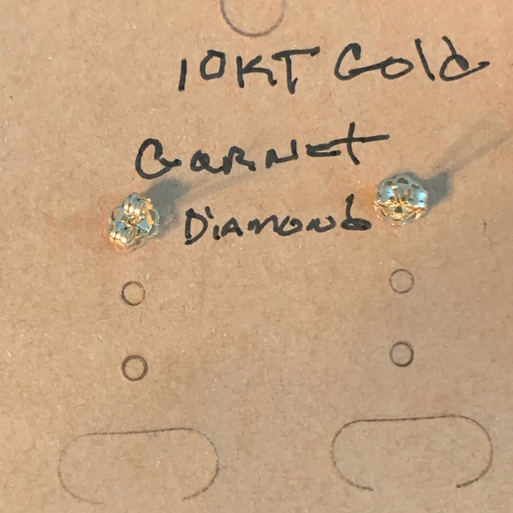 Genuine 10KT Gold Diamond & Garnet Studs - Picture 4 of 4